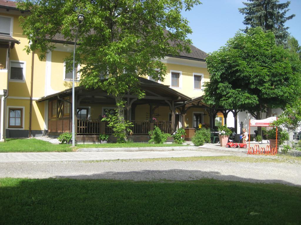 Gasthof Muhr Wirt Z'Bierbaum Otel Gampern Dış mekan fotoğraf